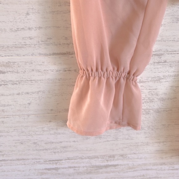 Nine West Flute Sleeve Elastic Waist Blouse | SIZE S - Picture 4 of 7